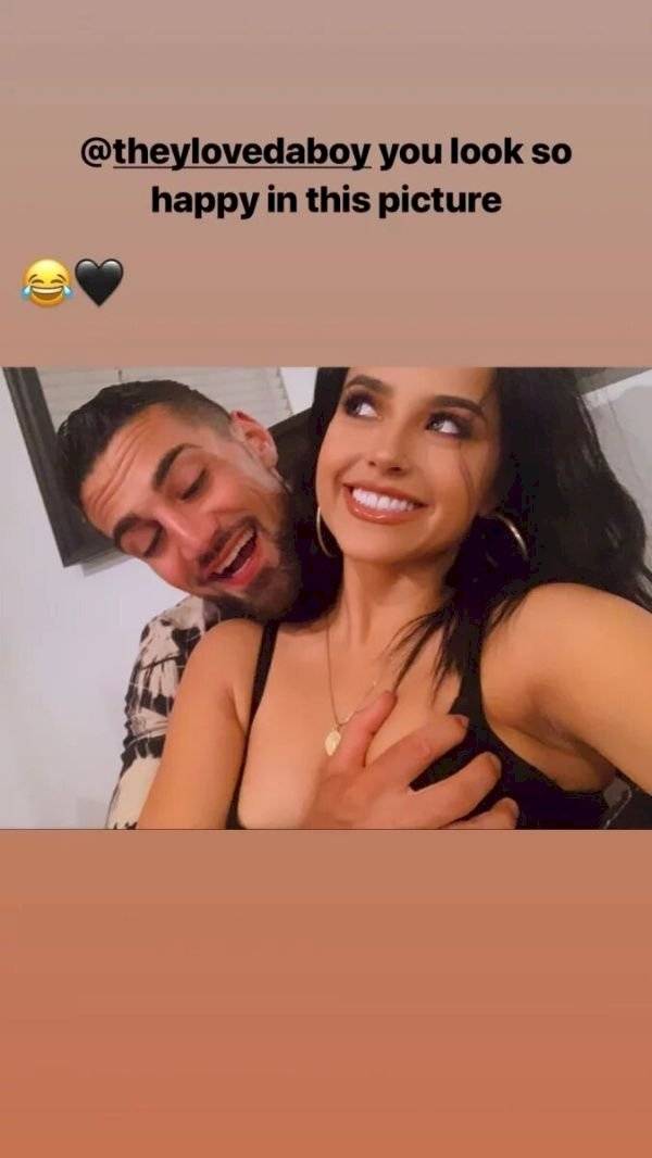 Becky G y su novio