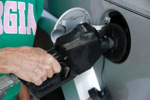 https://www.metrojornal.com.br/foco/2021/03/02/gasolina-diesel-e-gas-disparam-novamente.html