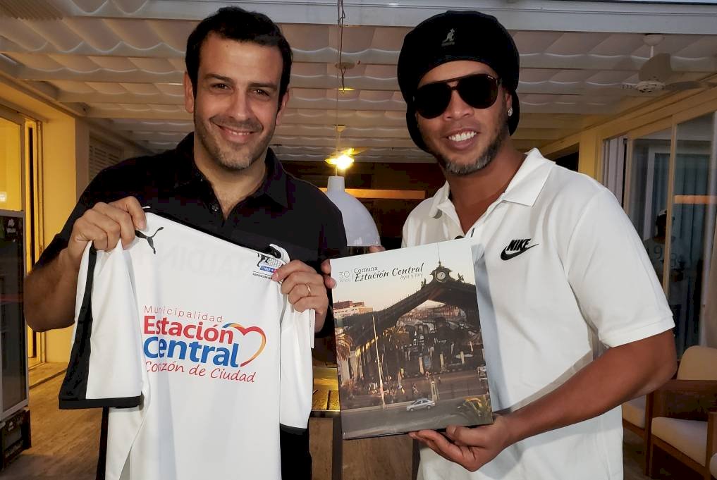 Ronaldinho vendrá a Estación Central / Foto: Cedida