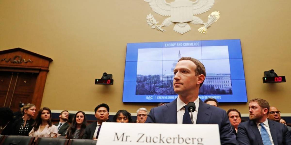 Aprueban millonario acuerdo para que Facebook salga libre en escándalo de violación de datos privados