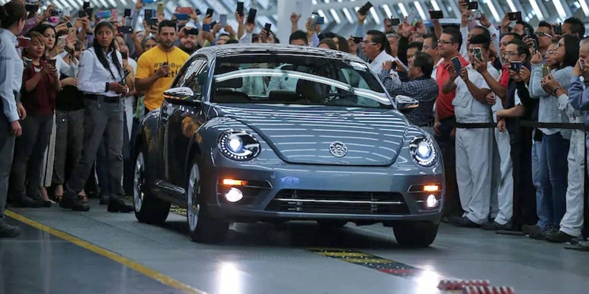 Amazon venderá los últimos Volkswagen Beetle fabricados en México