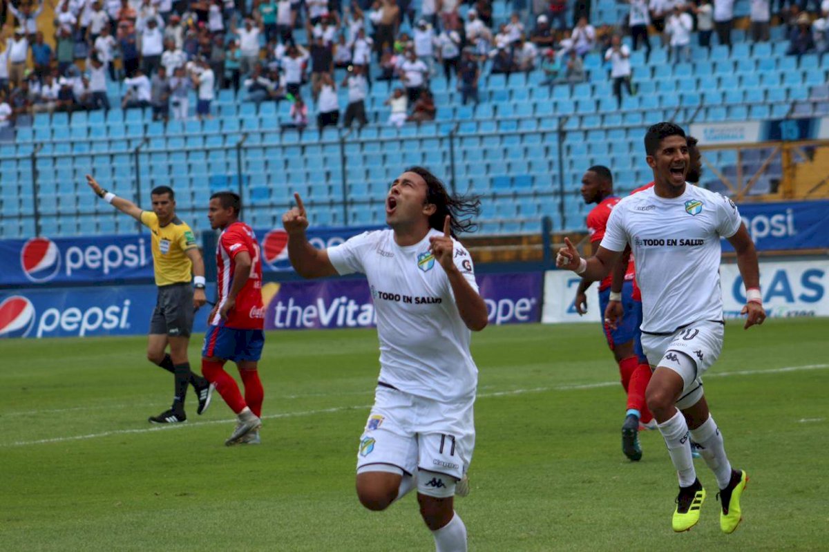 Comunicaciones gana en Copa Premier Centroamericana
