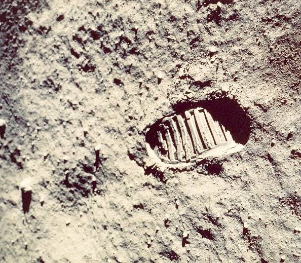 Huella en la luna