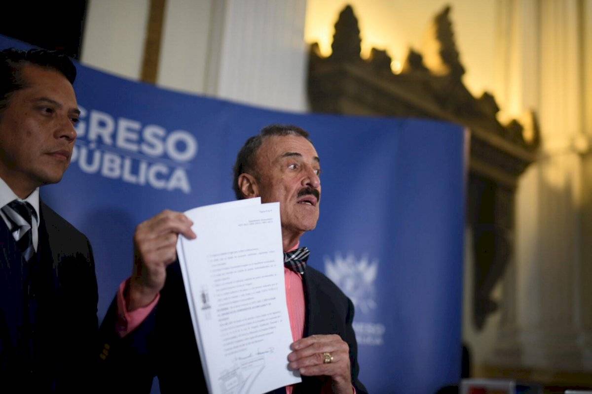 Fernando Linares Beltranena