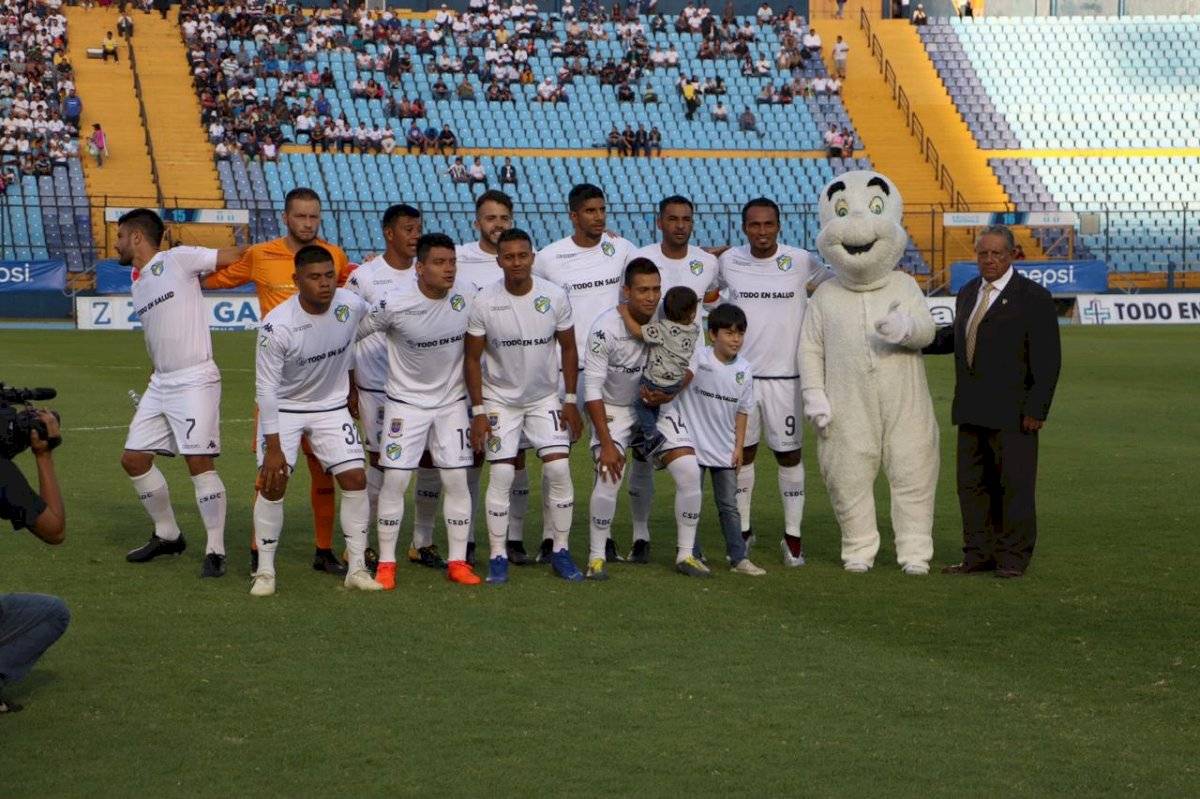 Comunicaciones logró avanzar a semifinales de la Premier Centroamericana.
