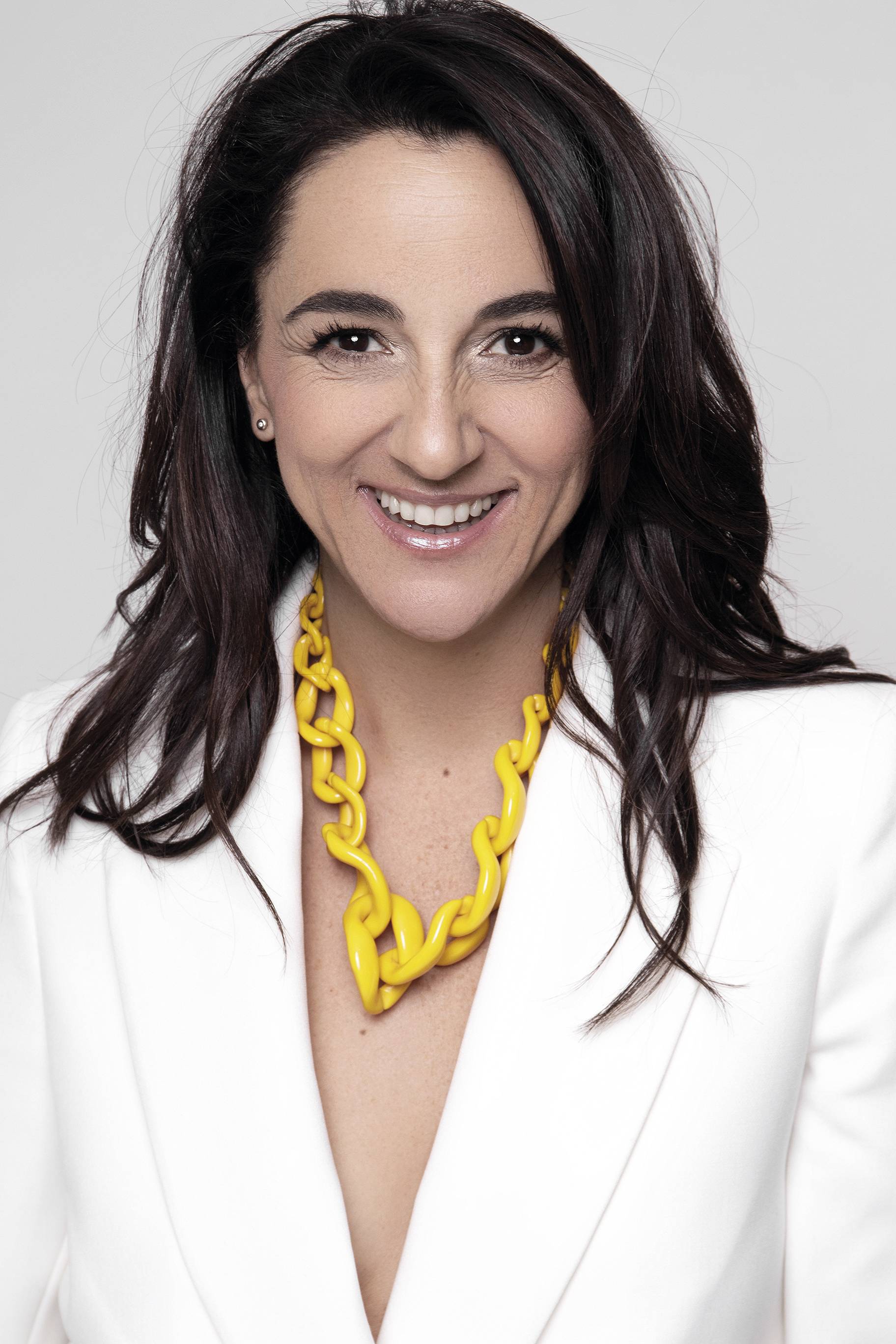 Renata Bravo