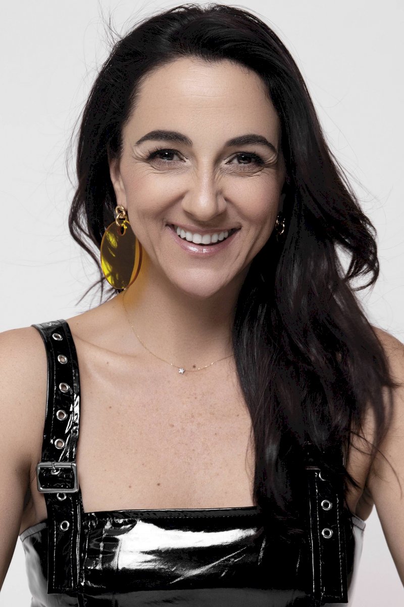 RENATA BRAVO