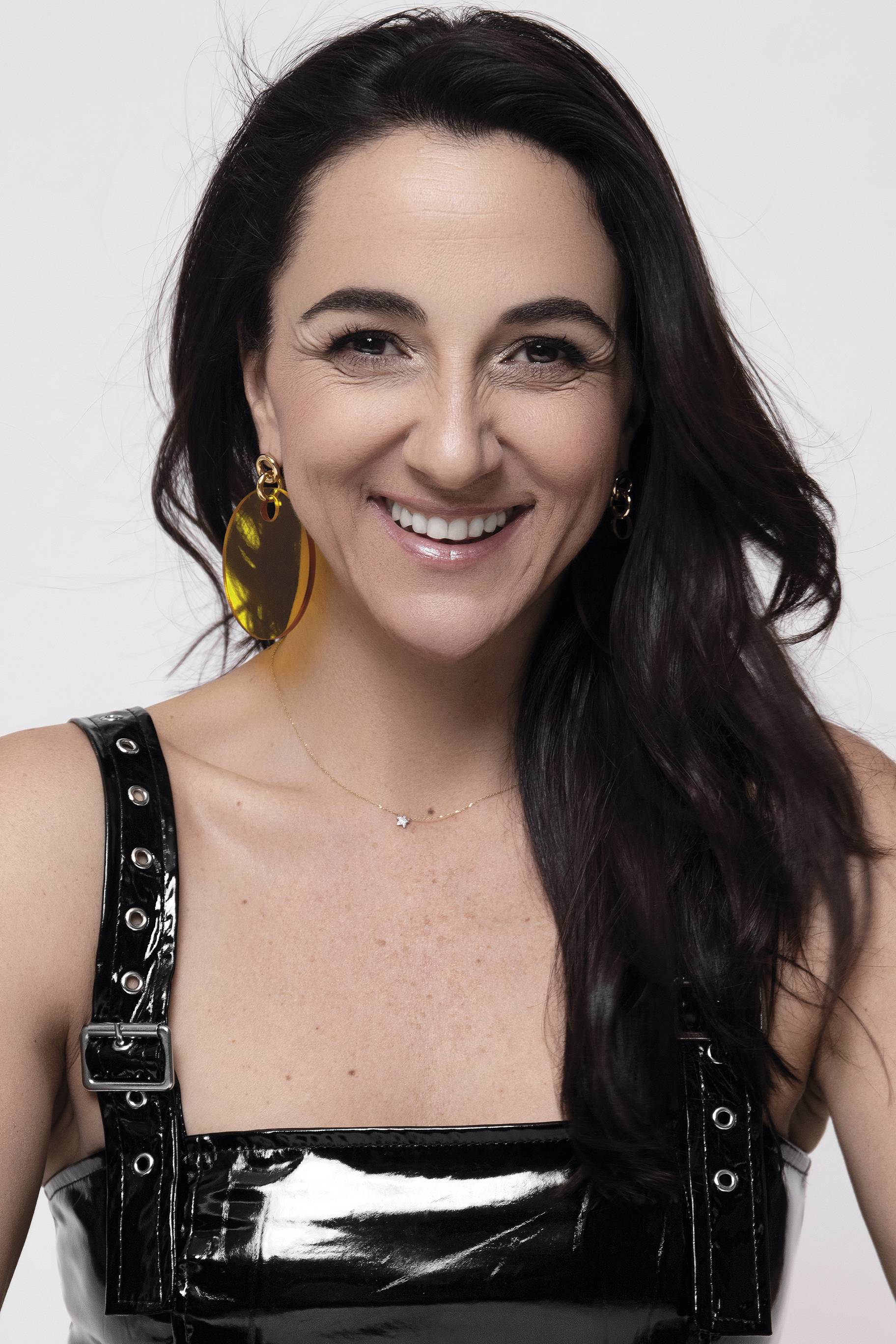 RENATA BRAVO