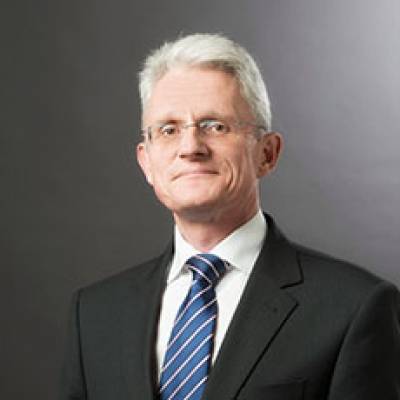 Martin Trybus, profesor de Derecho y Política Europea y director del Instituto de Derecho Europeo de la Universidad de Birmingham.