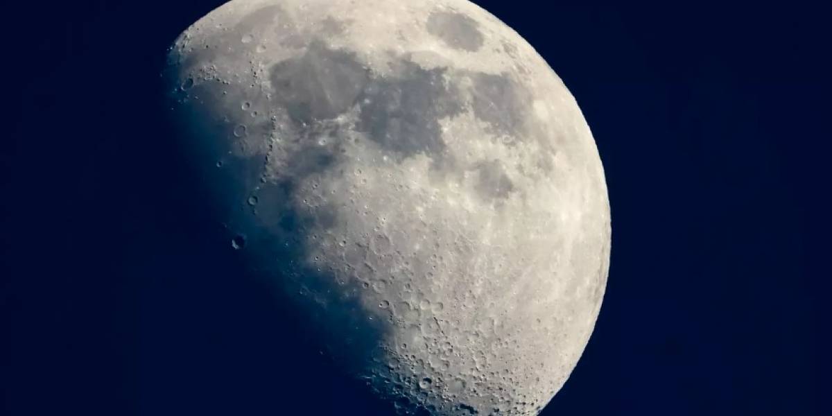 Rover Chino encuentra extraña sustancia con textura de gel en la Luna