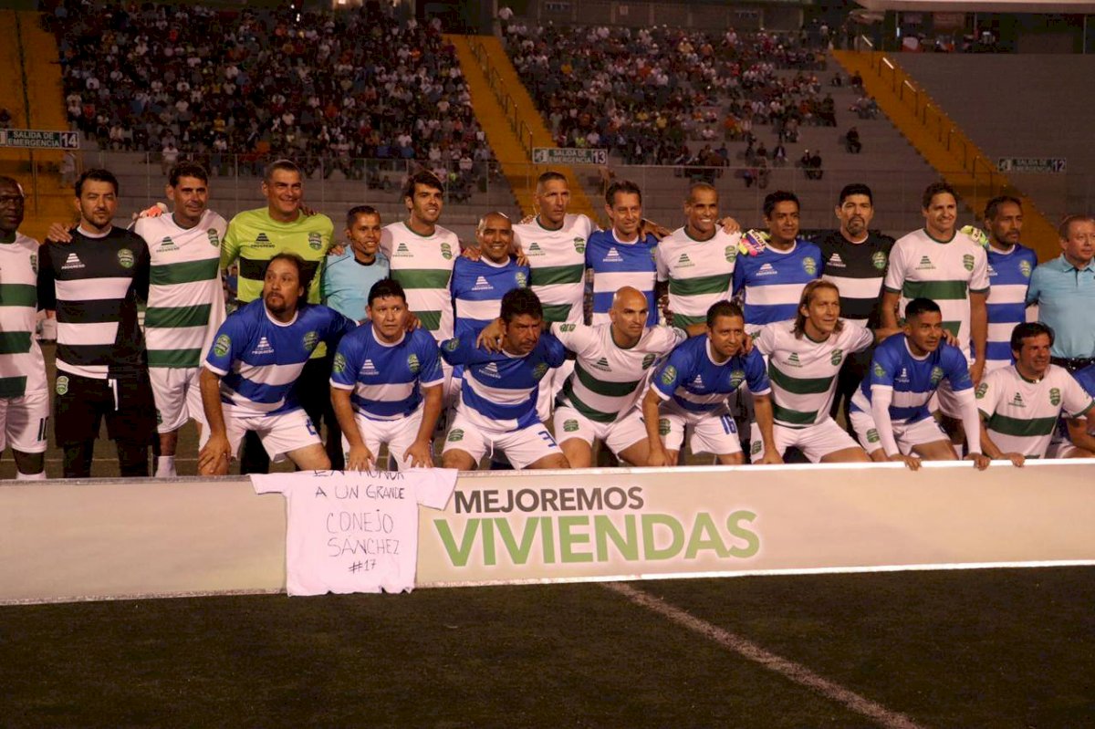 Juego Leyendas: Óscar Sánchez es recordado por figuras del futbol de Guatemala