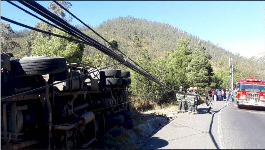 Quito: Accidente de tránsito en la Av. Simón Bolívar