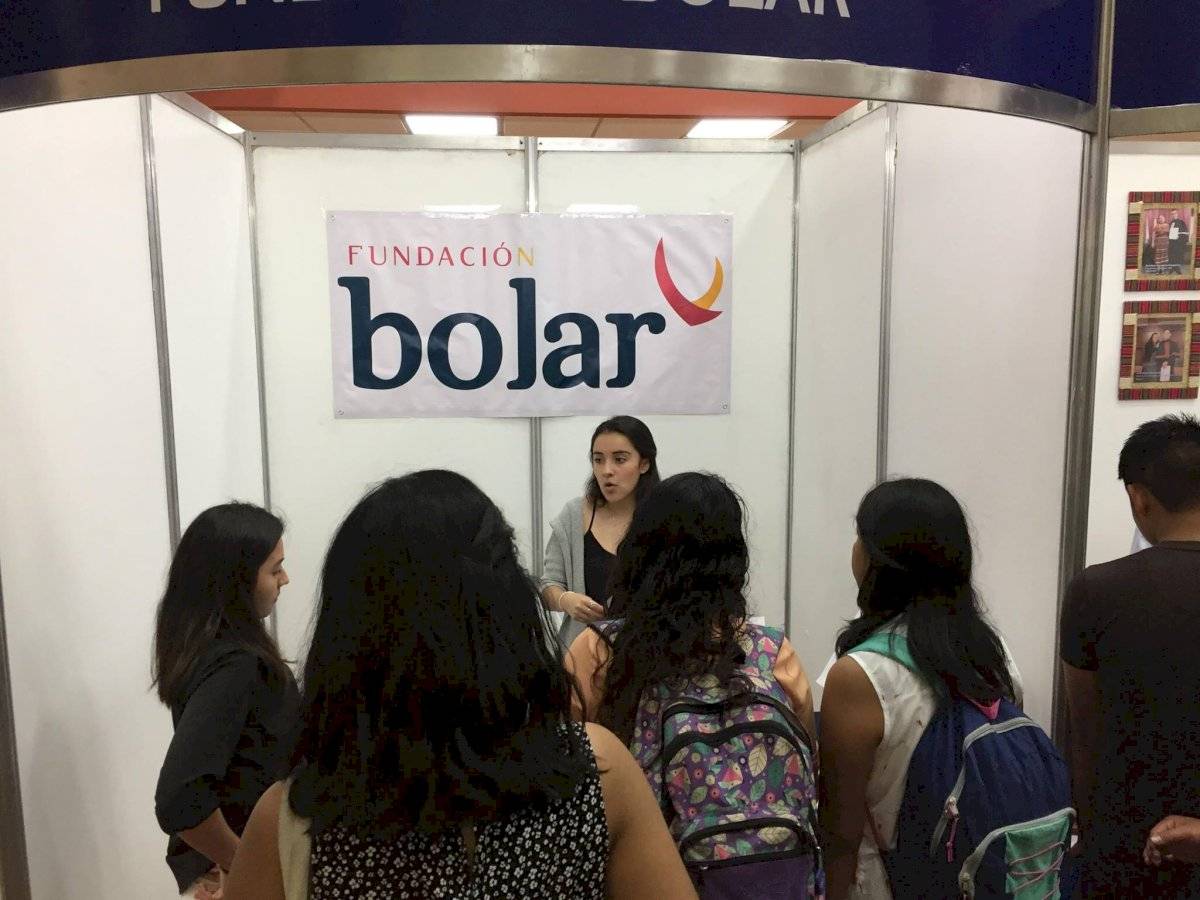 Becas - Fundación Bolar