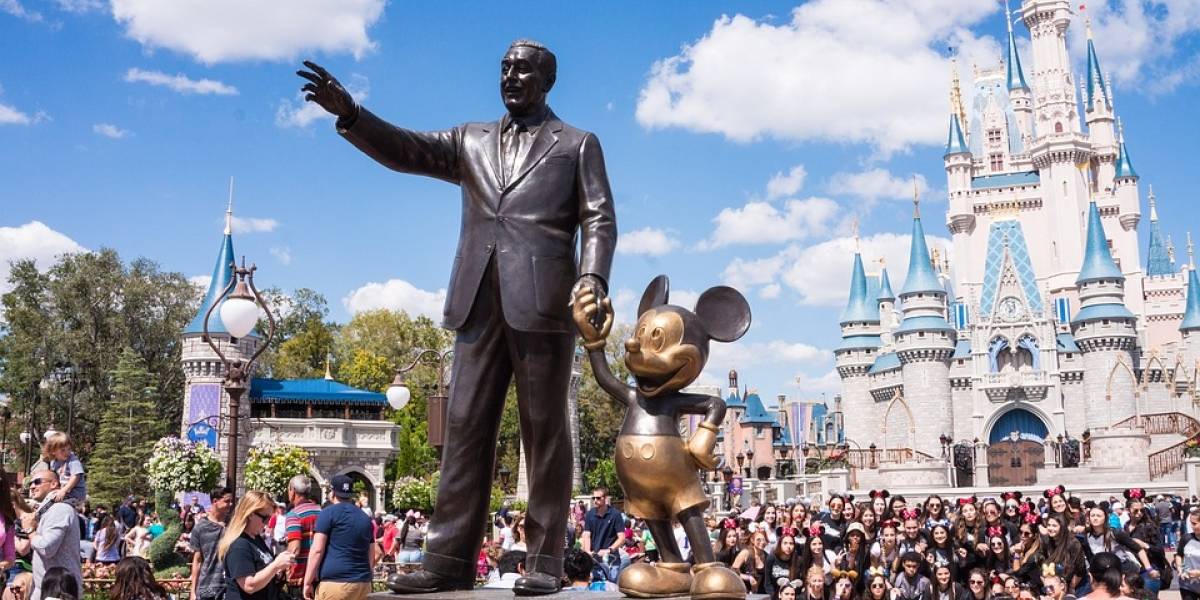 Momento mágico: Restauran un video a color de Disneyland cuando acababa de ser inaugurado