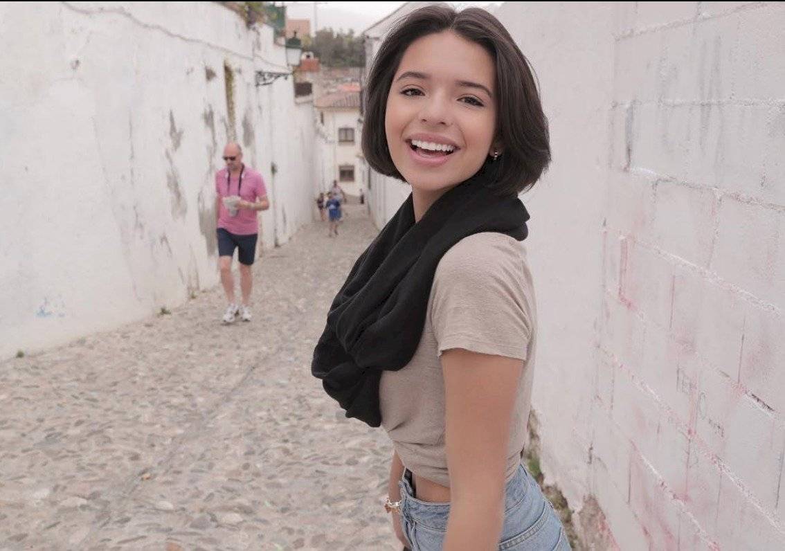 Ángela Aguilar