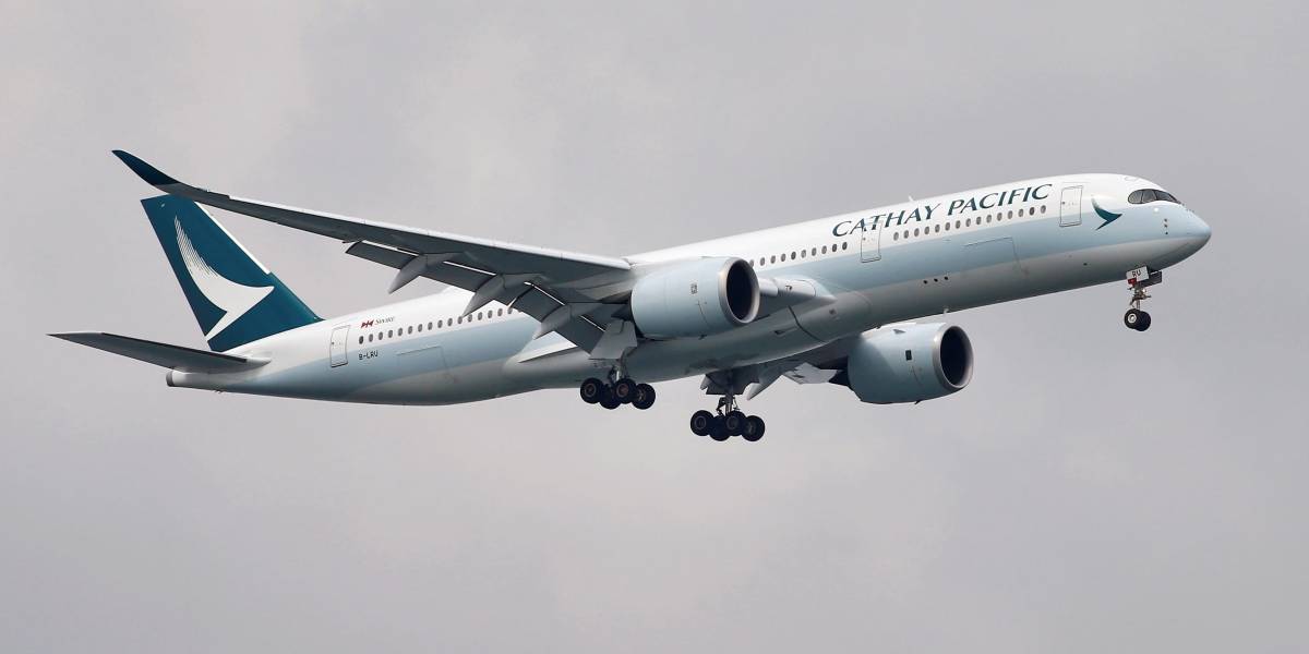 Aerolínea China Cathay Pacific asume que reconoce y vigila a sus pasajeros mediante cámaras