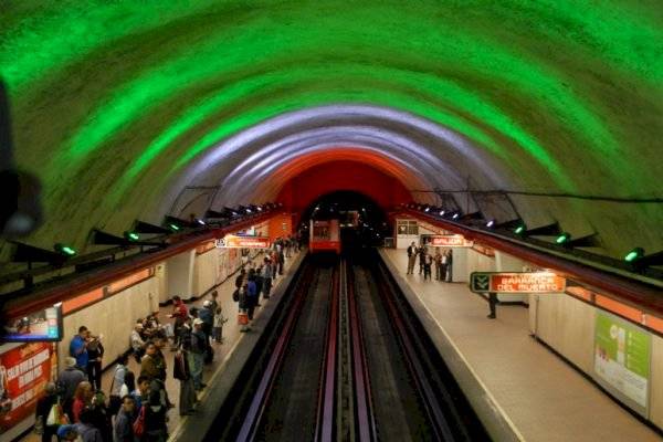 metro3-c7ff9f8d31dfdd531c8d70c5a50689de.jpg