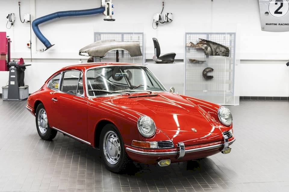 porsche90119641-07dfddb7b31d4e7f770ffc5ddf899b5c.jpg