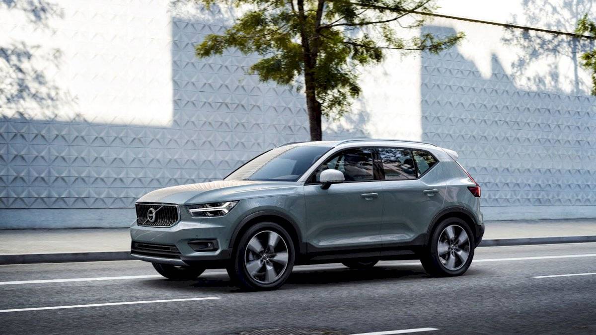 volvoxc4011-7f3f78cb7a0fea44774ca0dc0e98155e.jpg