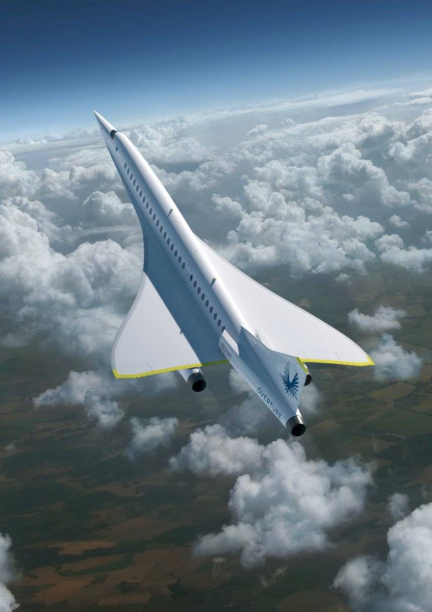 avión supersónico