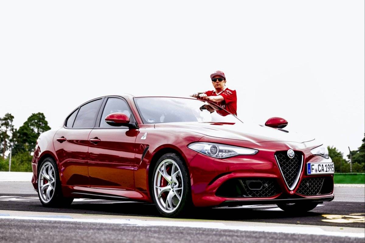 alfaromeogiuliaq-073e50c52215f9c276f2dbad4266d2bf.jpg