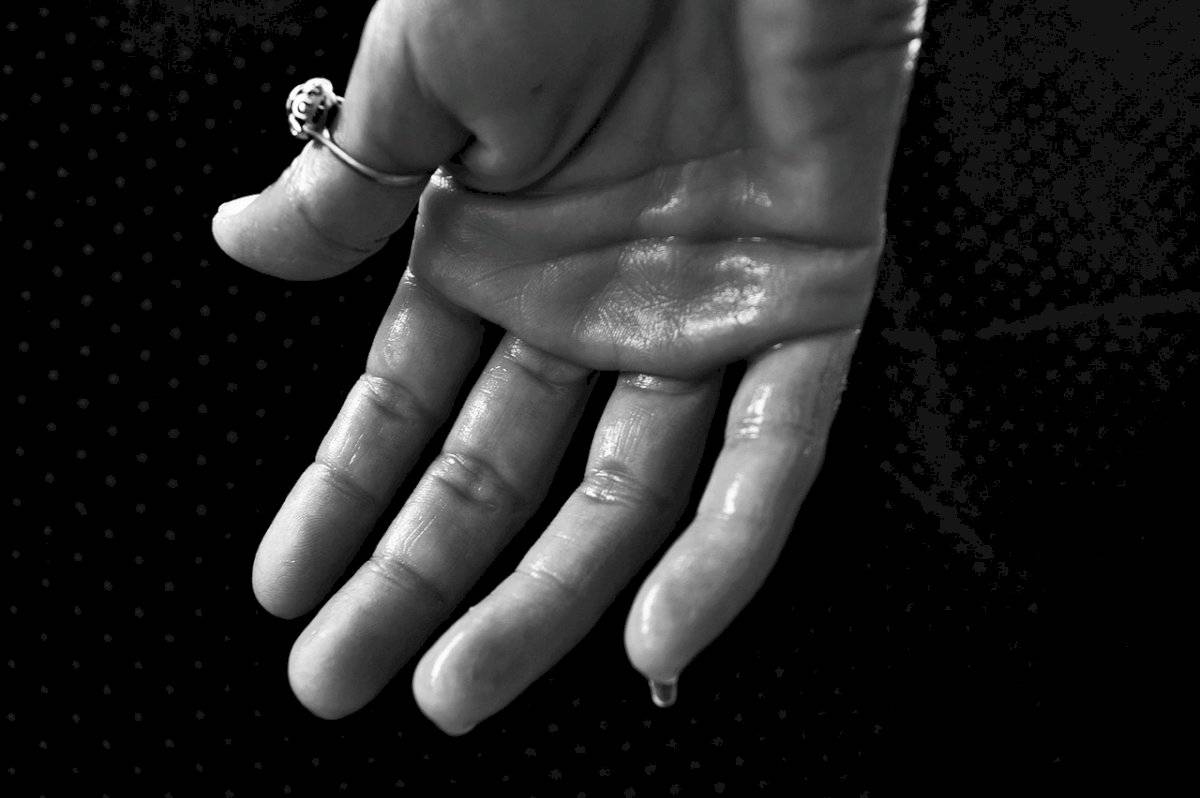 handmanossudor15-98f348482e85f400af19bfe7a8fe3cad.jpg