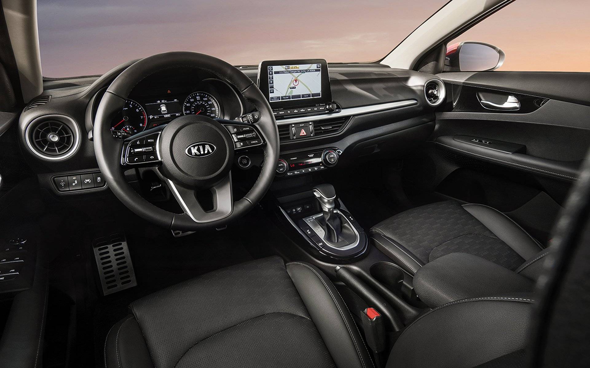 Aplicación de KIA ahora permitirá saber todo de tu auto, ¡e incluso