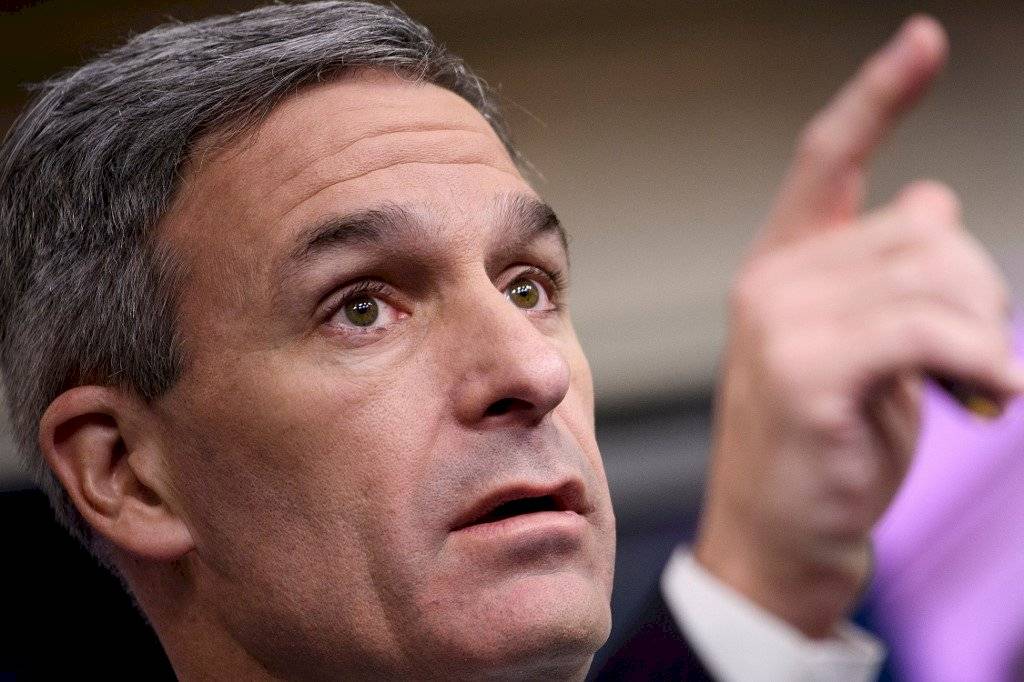 Ken Cuccinelli, director interino de la Oficina de Servicios de Ciudadanía e Inmigración en la Casa Blanca