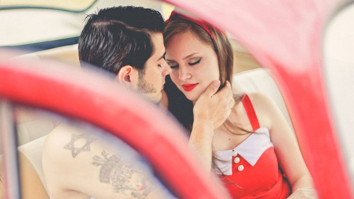 sexoauto1-5f9fa5cc2df35113109354ee9221c710.jpg
