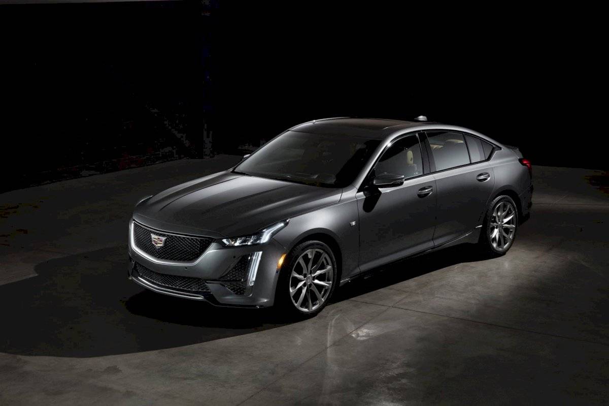 cadillacct5sport-1bbb0598f39cf9a63c6c3f909135ca4c.jpg
