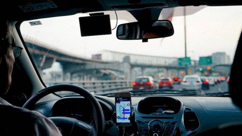 cardrivingdriver-60a15064cfc819e94c538140217d02f6.jpg