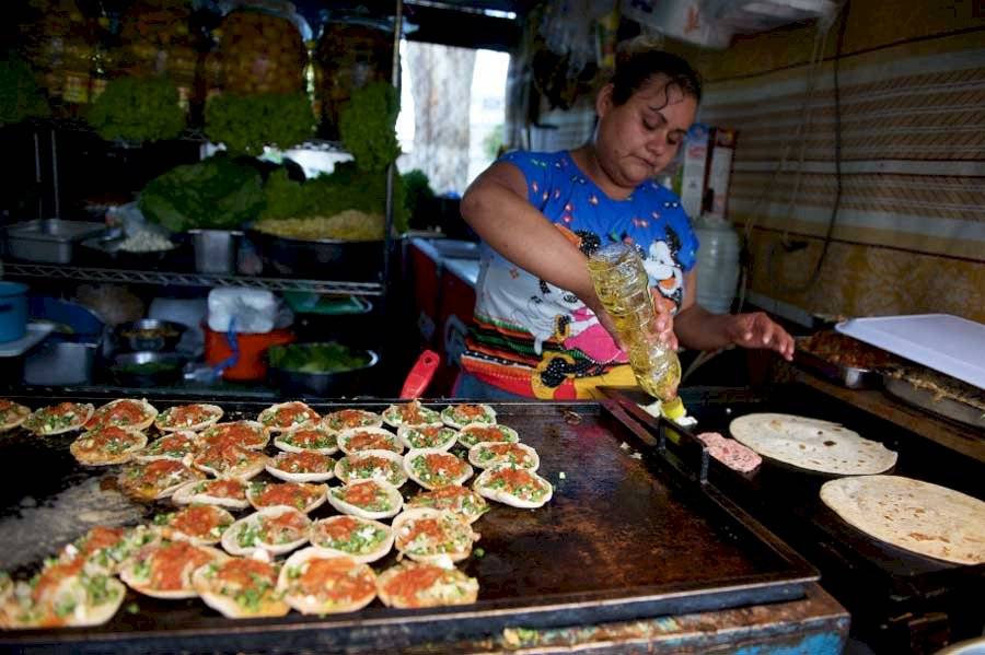 Garnachas en la feria de Jocotenango