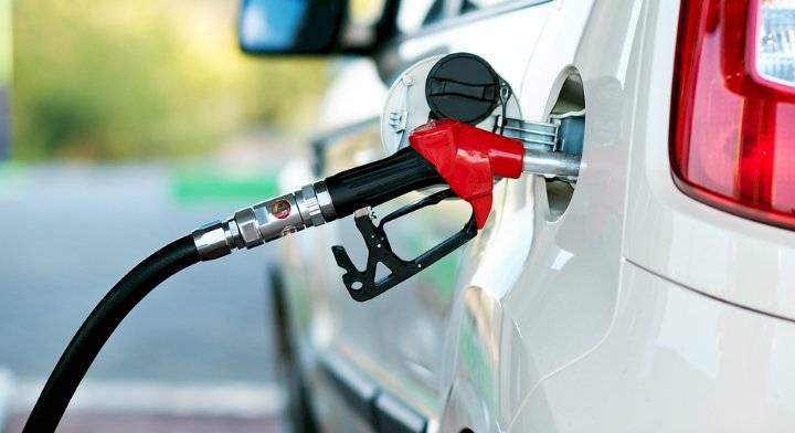 Cargar gasolina