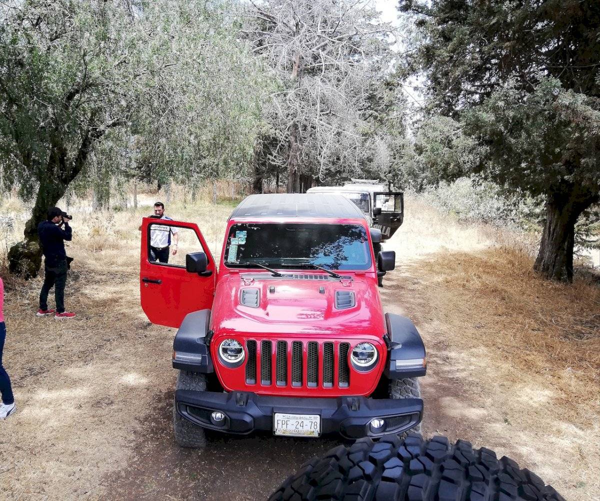 jeepymopar8copia-d6a49b5e0c87667f1c4e2de816b7caf9.jpg