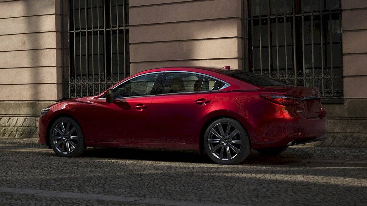 mazda6galeria12-453a0d0ed0673b1d0d5726ecb637ba86.jpg