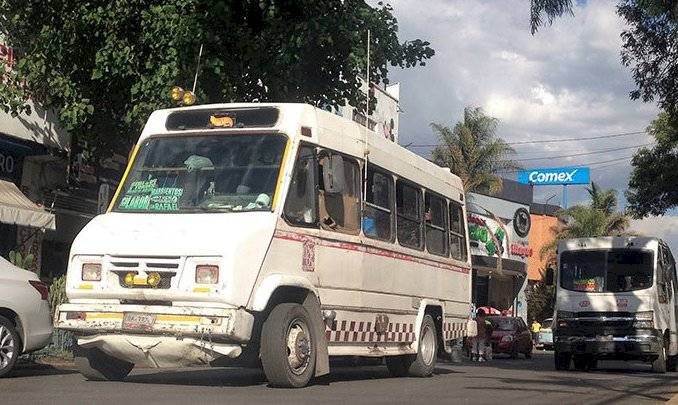 microbuses-80f63d6b477acc7dd75a80865eb53bc1.jpg