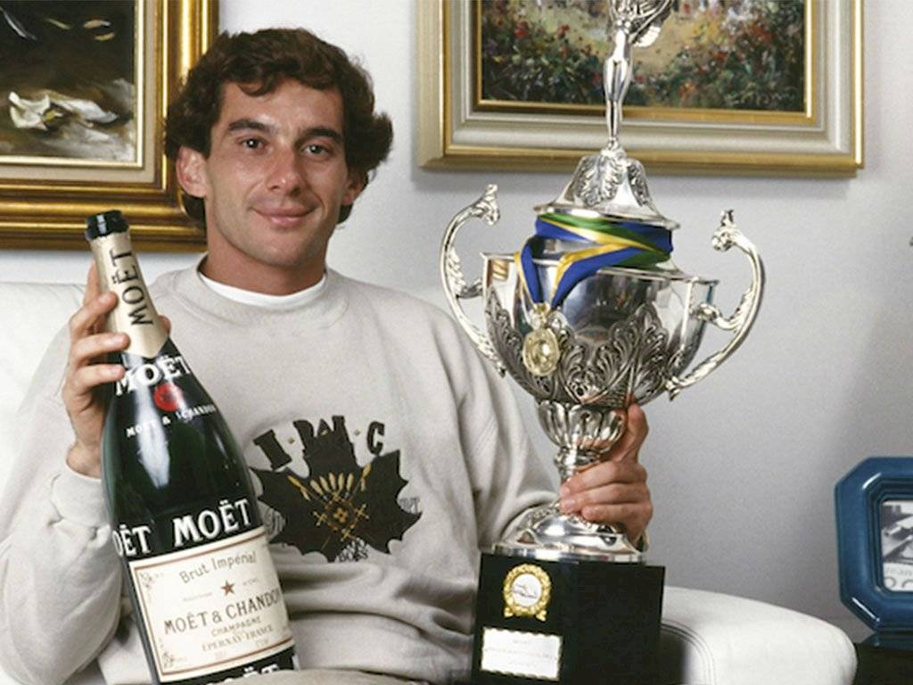 moetsenna-31a2a05b43da2b1dab71c074717f3936.jpg