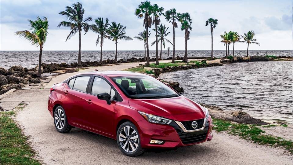 nissanversa20202-f62b1a5b2a01e36523db0ef24a051b4d.jpg