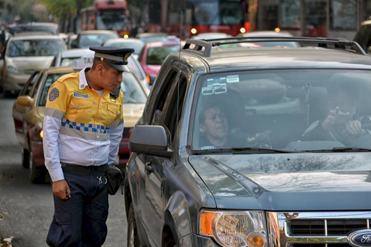 policiadetracc81-8bbbee11f304adf9a770b62700a6f3da.jpg