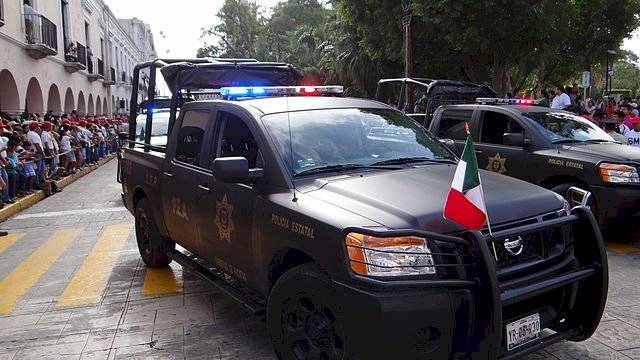 640pxnissantitan-b03be7a6de9cf93211ddb3b6ec4537fe.jpg