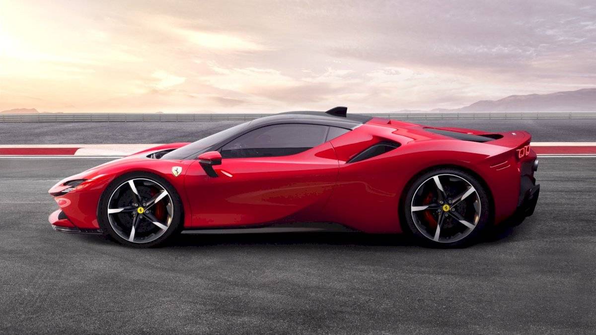 ferrarisf90strad-117ccf05d3083f61ae18a84a7ad268be.jpg