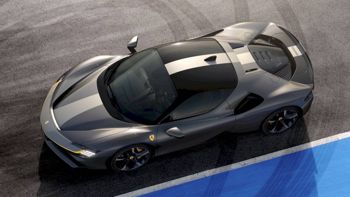 ferrarisf90strad-c4553127b970a2b981cb378178dd94aa.jpg