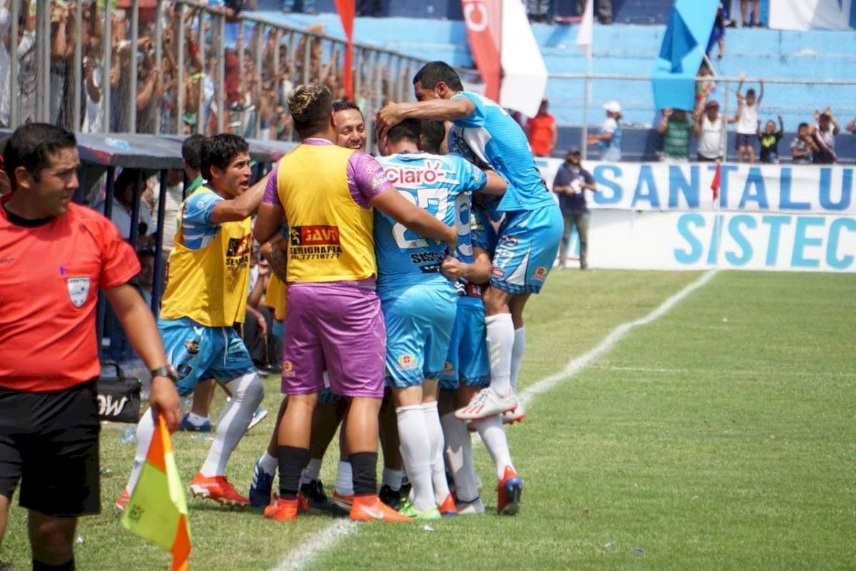 Santa Lucía recibe a Comunicaciones