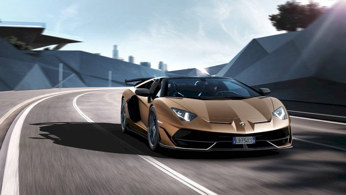 lamborghiniavent-0cf88dd972ae2d1059c978a2461500d2.jpg