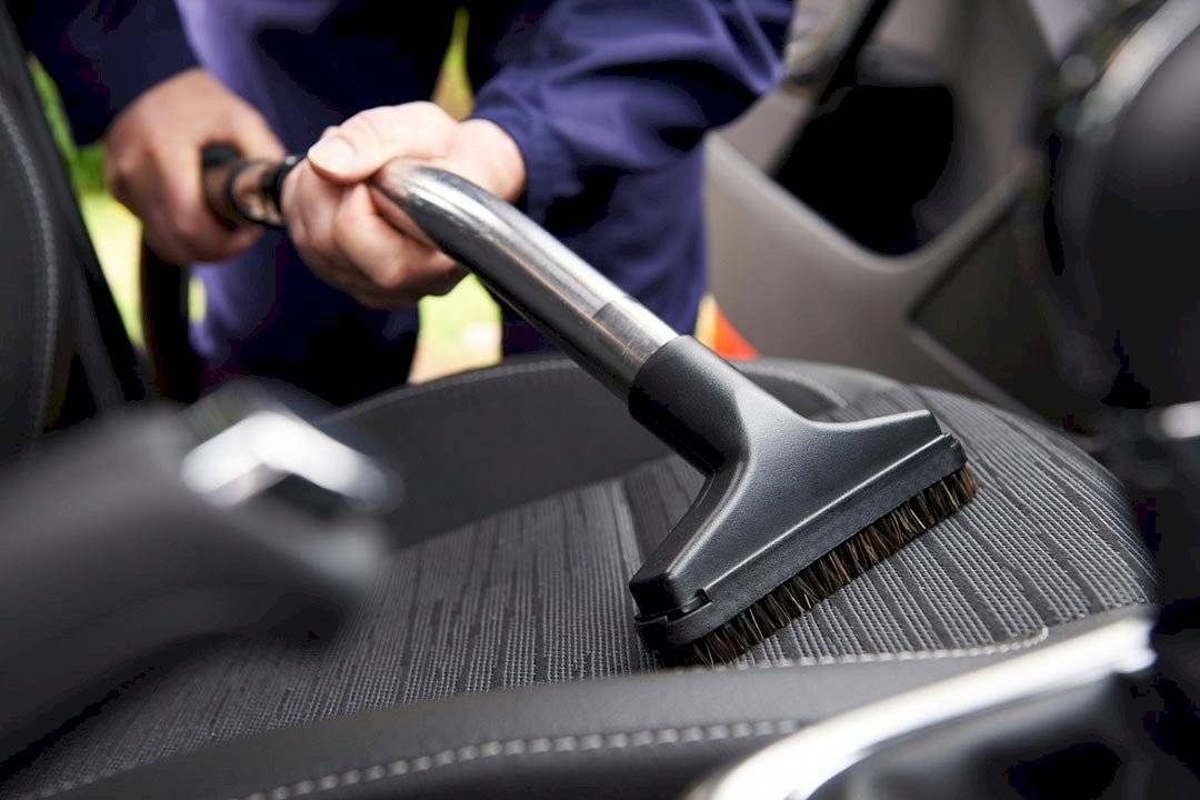 limpiar el auto en la cuarentena