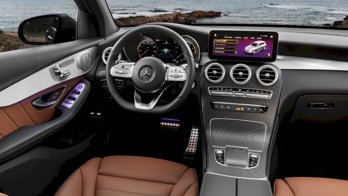 mercedesbenzglcc-70b6feac00e0dc1b04f797af65e02a1a.jpg