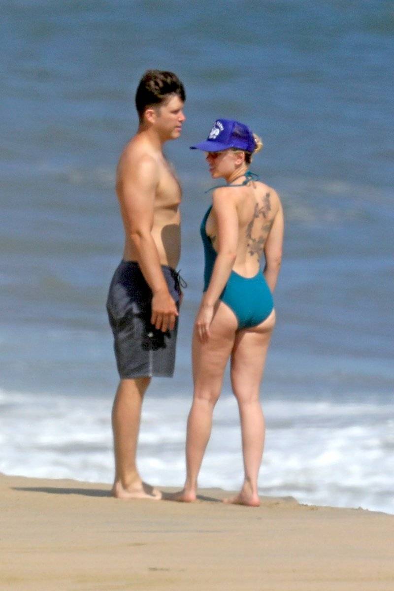Critican a Scarlett Johansson por foto en bikini