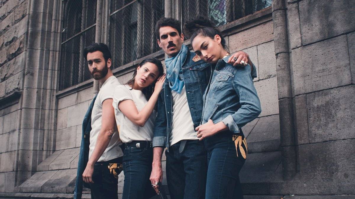 Colección Levis Corona
