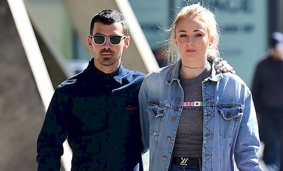 Sophie Turner presume el look con el que sorprendió a Joe Jonas