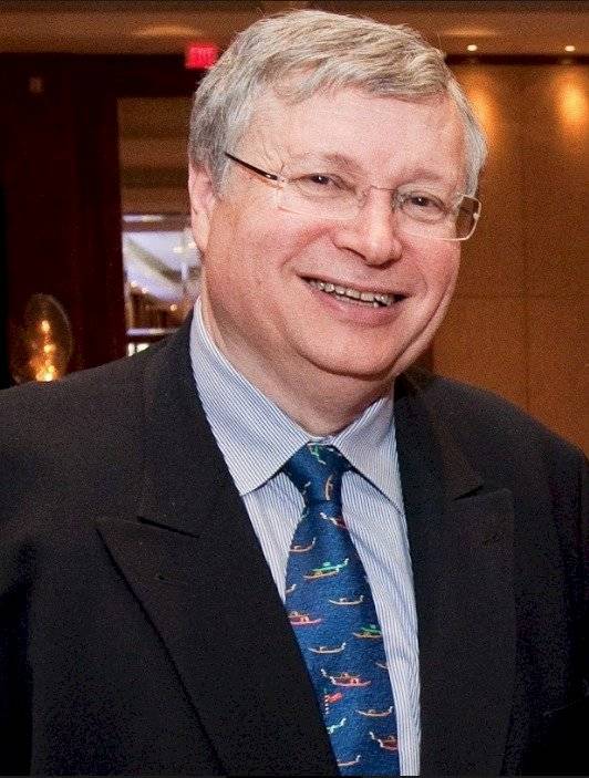 Aurel Braun, profesor de Relaciones Internacionales y Ciencias Políticas en la Universidad de Toronto